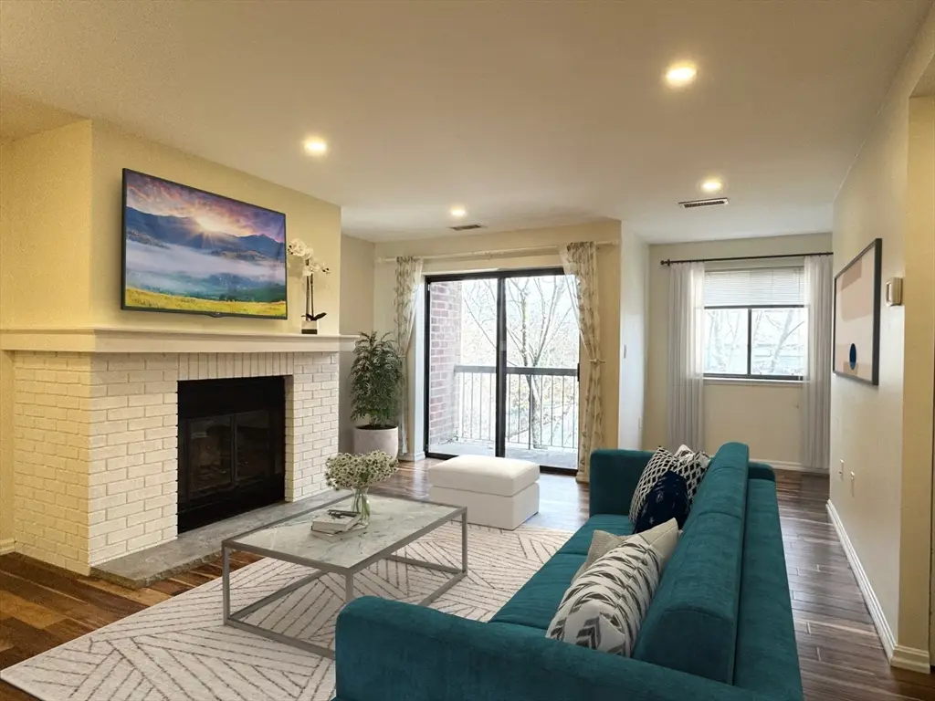 666 Main St #305, Winchester, MA 01890 - Image #1