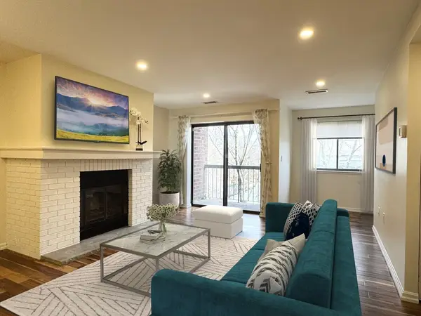 666 Main St #305, Winchester, MA 01890