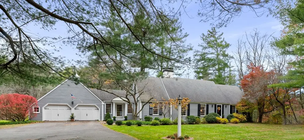 121 Cherry Brook Rd, Weston, MA 02493 - Image #1