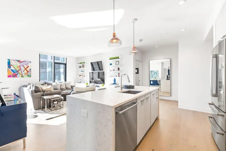 40 Traveler St #303, Boston, MA 02118 - Image #2