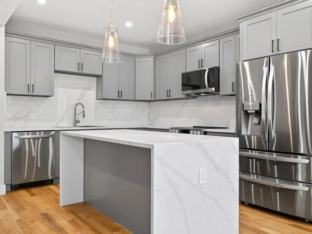 60 Stanley St #302, Boston, MA 02125 - #1