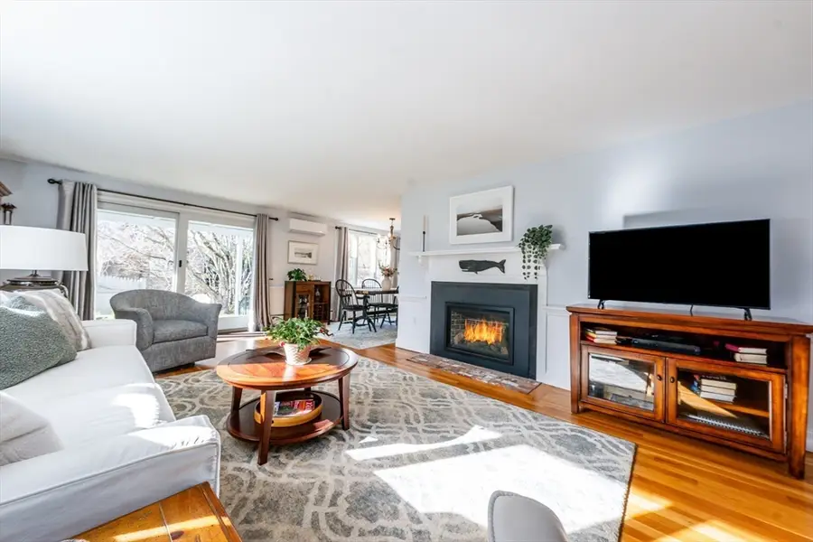 142 Chestnut St, Hyannis, MA 02601 - Image #3