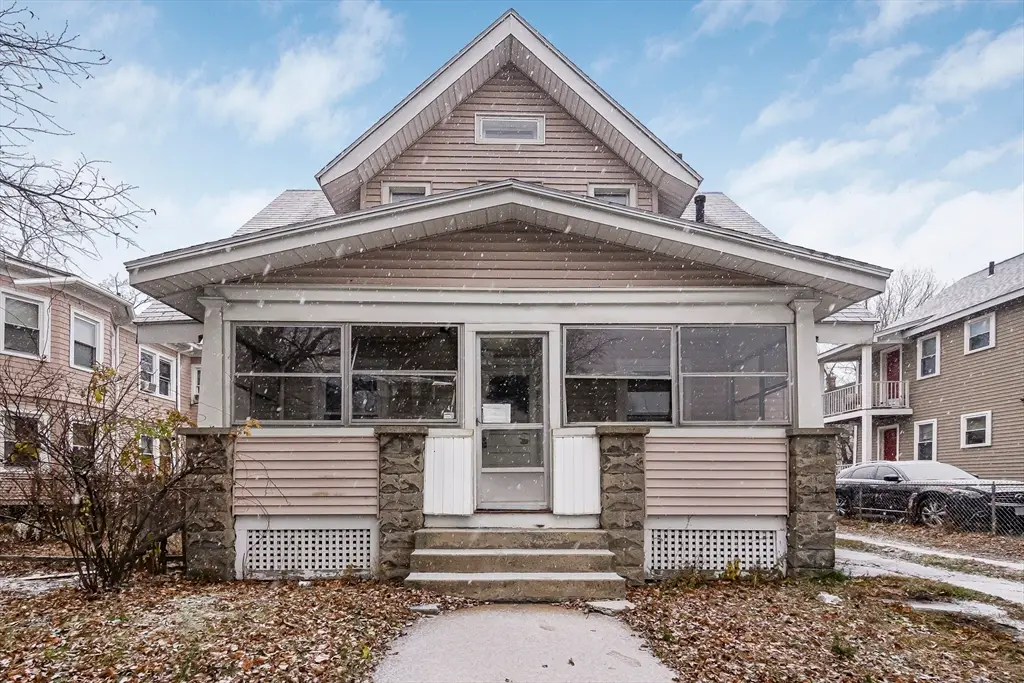 62 Kenyon St, Springfield, MA 01109 - Image #1