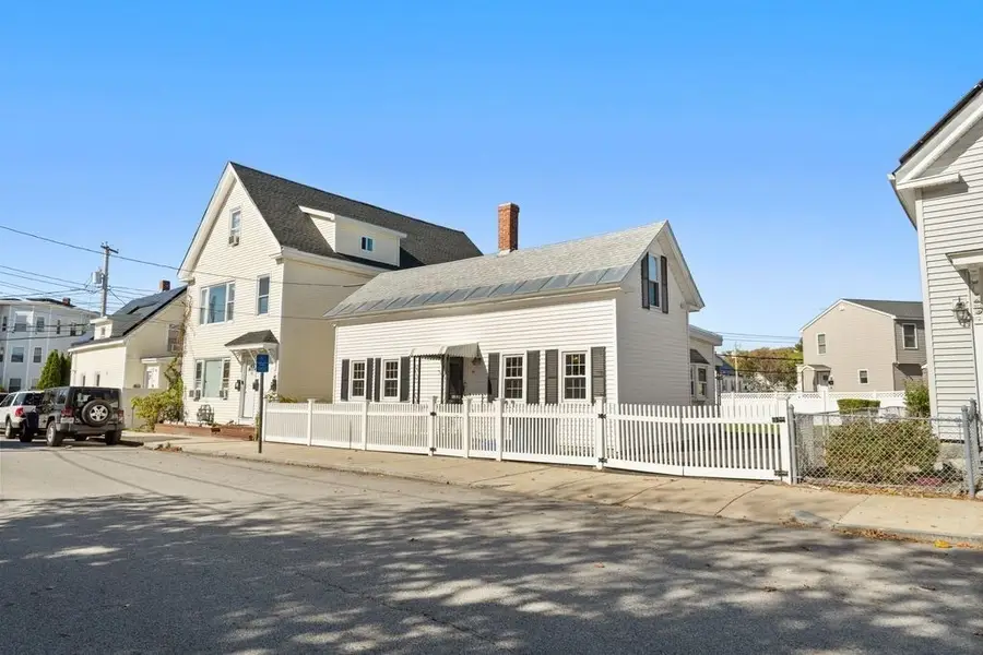 41 Durham St, Lawrence, MA 01843 - Image #2