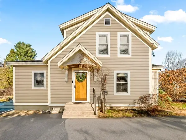 1828 Main St, Concord, MA 01742