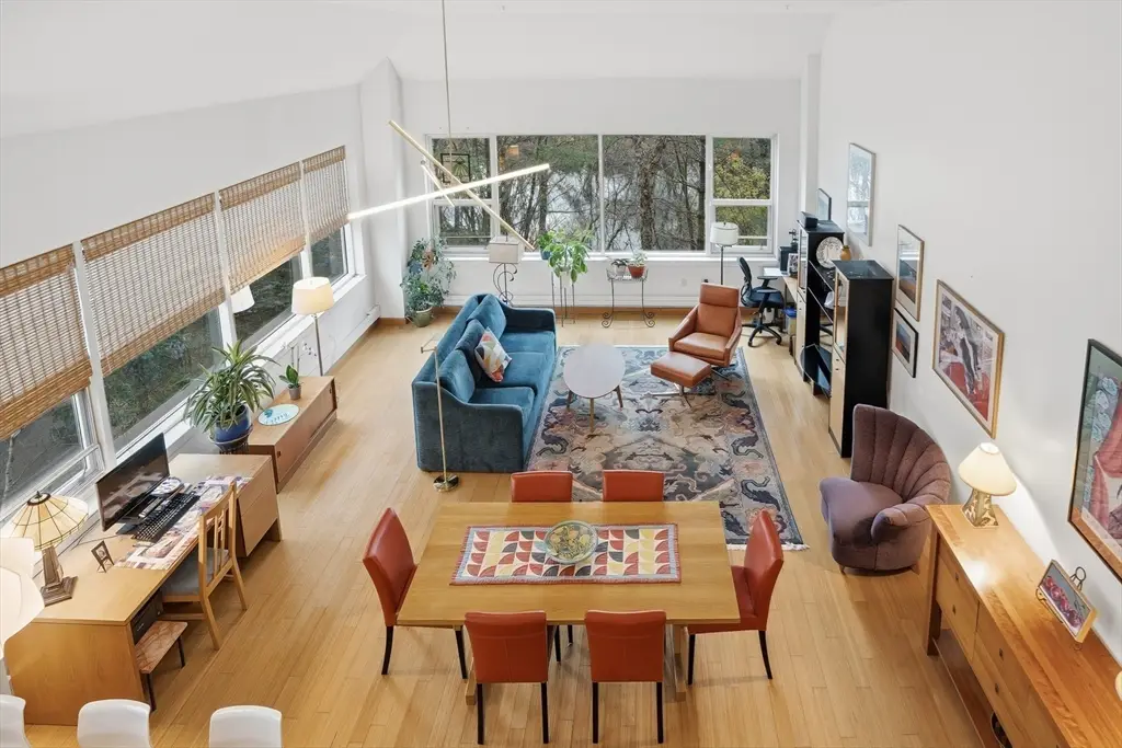 290 Pleasant St #220, Watertown, MA 02472 - Image #1