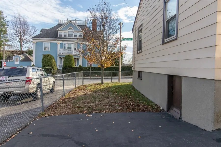 33 Westmoreland St, Boston, MA 02124 - Image #3