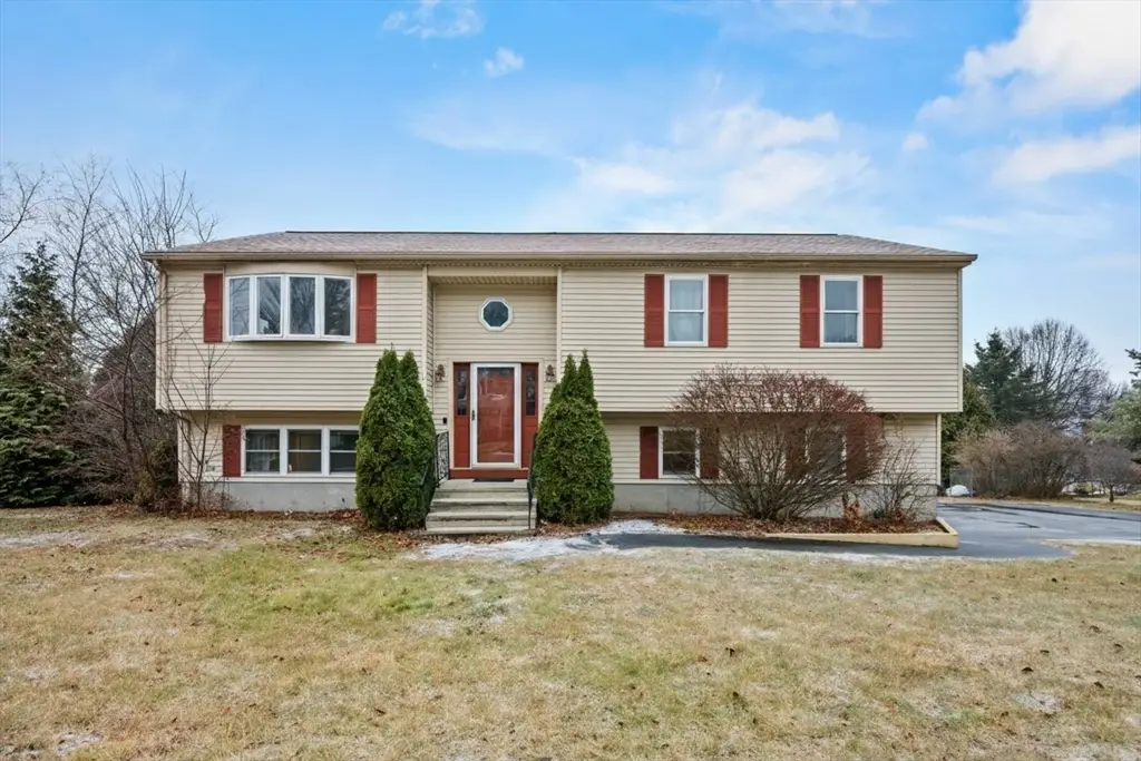4 Corey Drive, Oxford, MA 01540 - Image #1