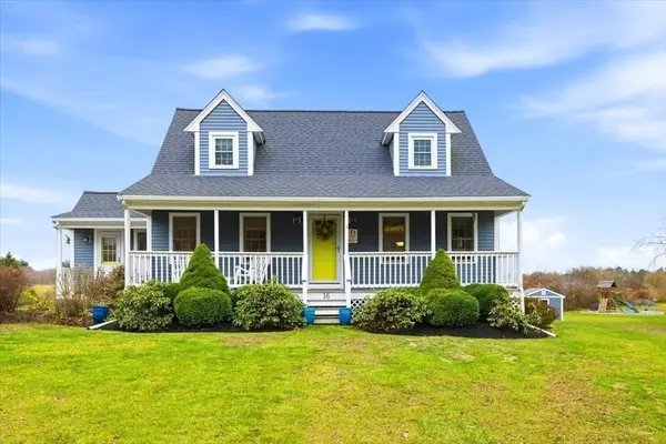 16 Palmer Mill Rd, Halifax, MA 02338