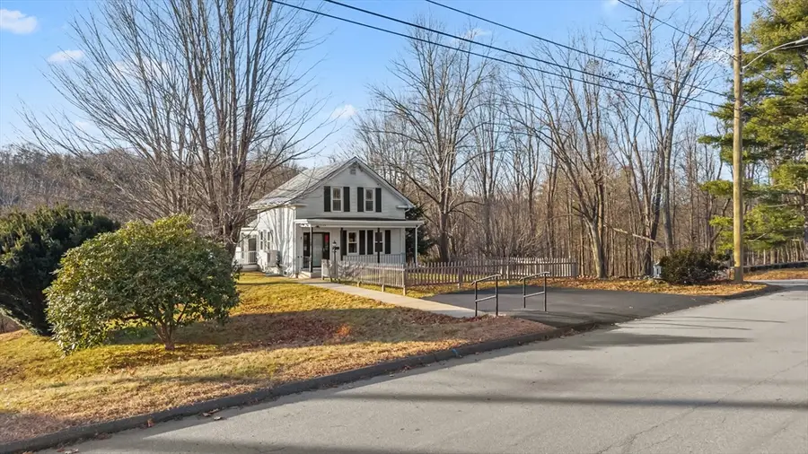249 Pleasant St, Southbridge, MA 01550 - Image #2