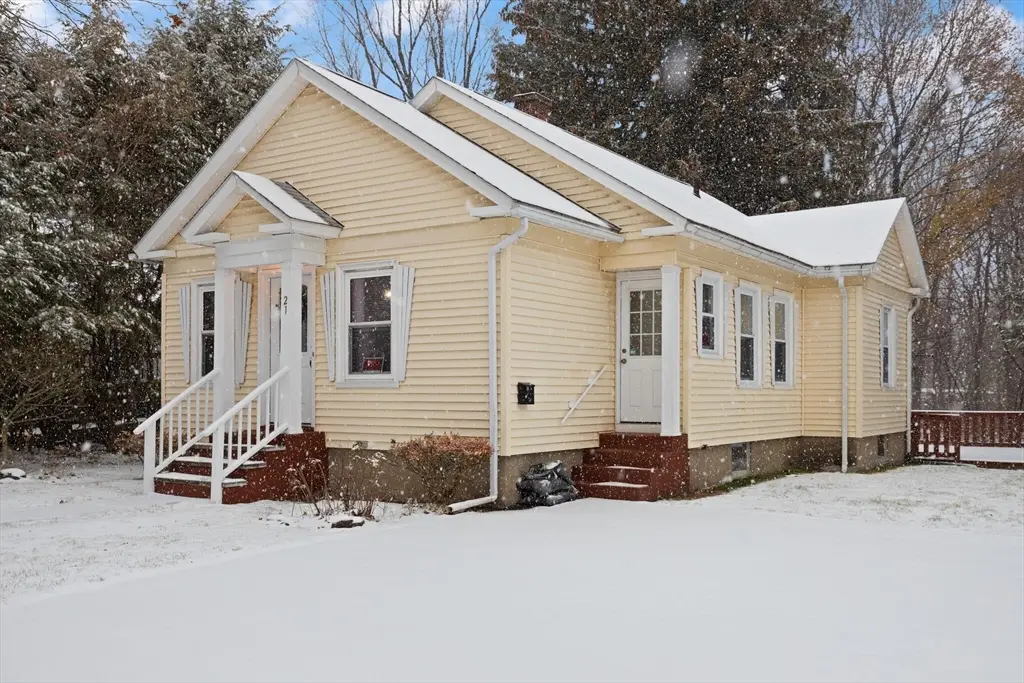 21 Healy Rd, Worcester, MA 01603 - Image #1