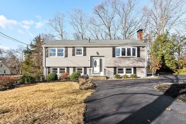 470 Trull Rd, Tewksbury, MA 01876