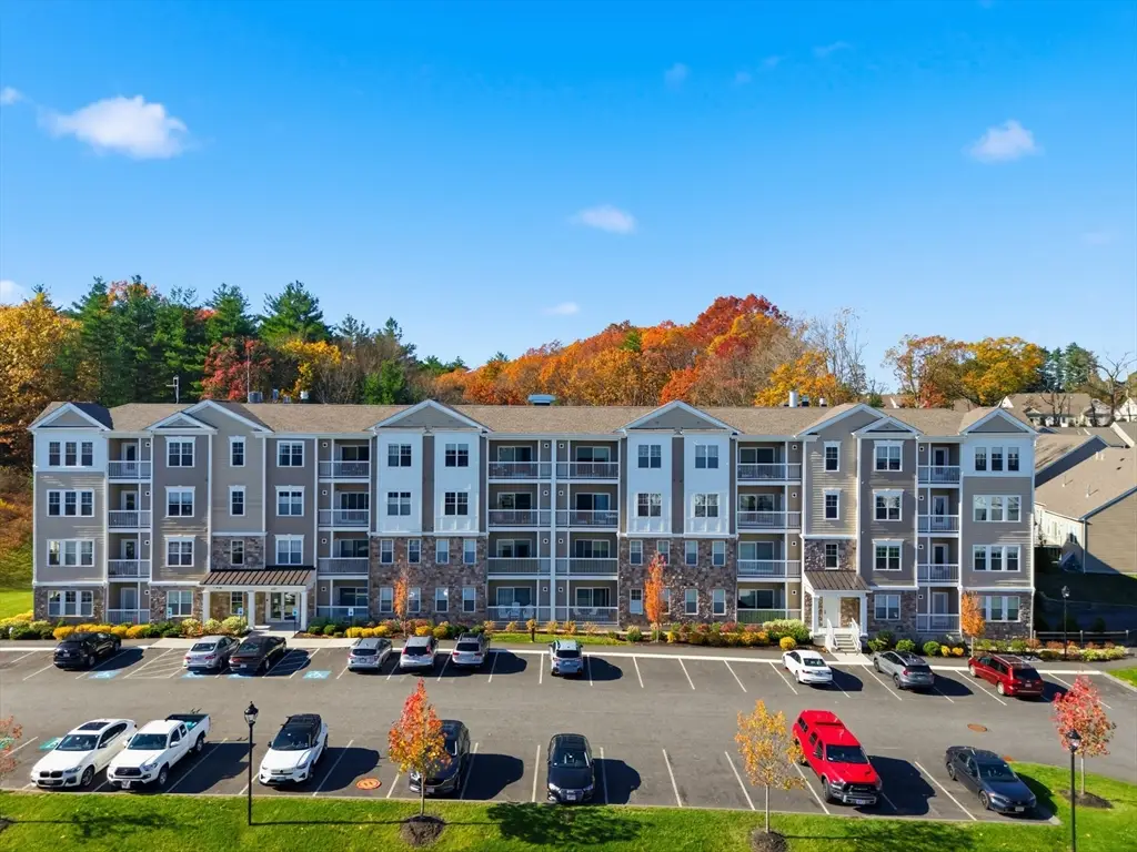 401 Emery Ln #304, Sudbury, MA 01776 - Image #1
