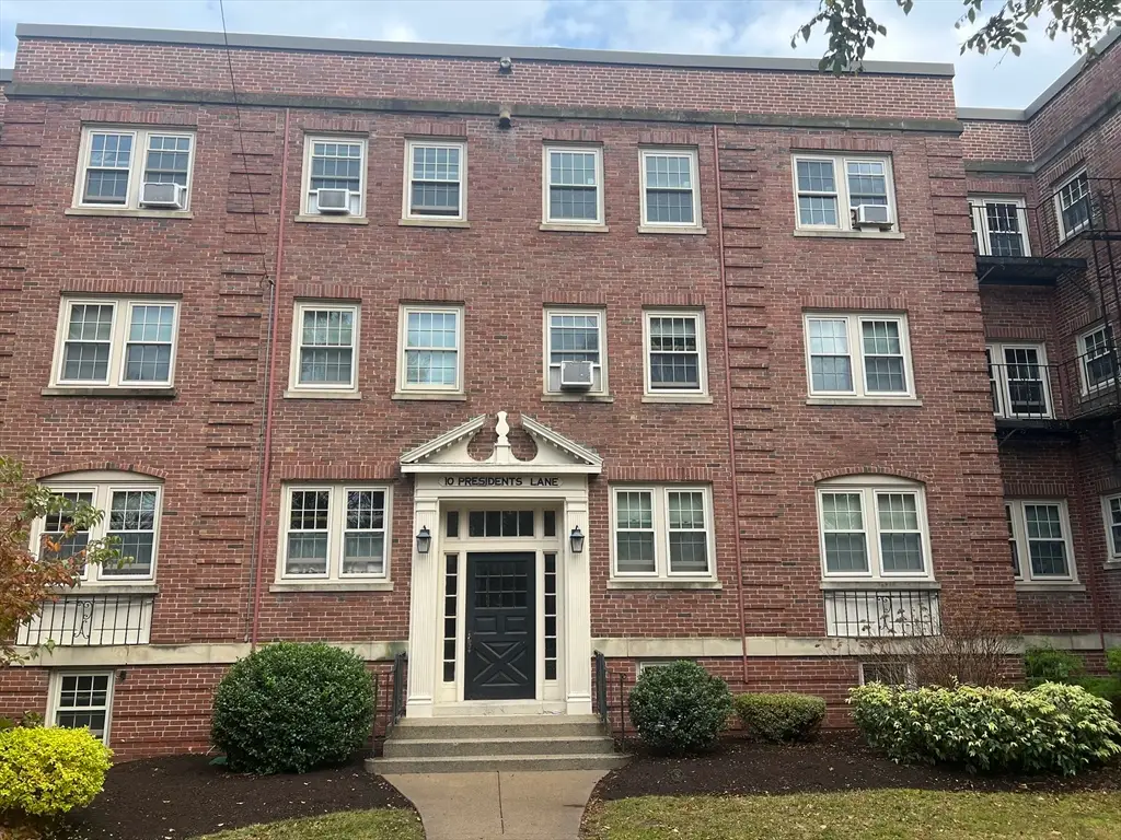 10 Presidents Ln #10, Quincy, MA 02169 - Image #1