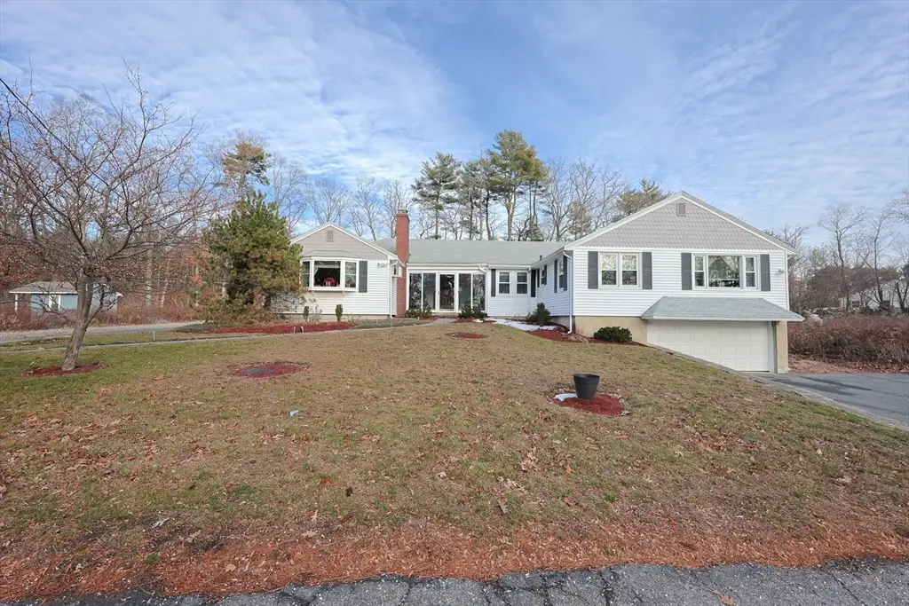 194 Lake St, Peabody, MA 01960 - Image #1