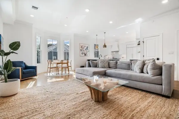 560 E 5th St #2, Boston, MA 02127