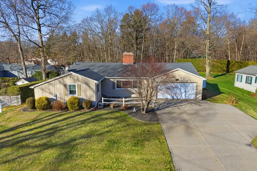 17 Laurence Drive, West Springfield, MA 01089 - Image #1