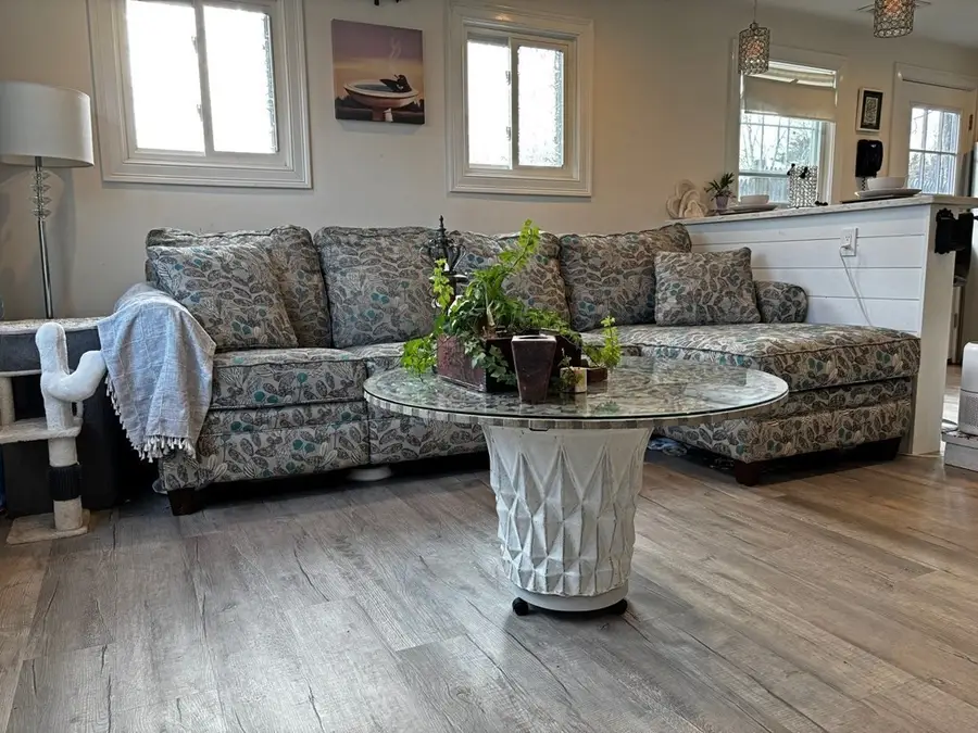 211 Lake Shore Dr, Weymouth, MA 02189 - Image #3