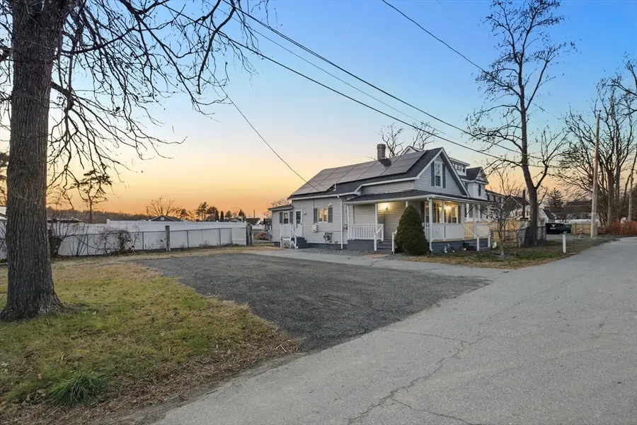 14 Mount Pleasant Ave, Dracut, MA 01826 - Image #3
