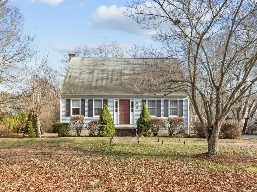 19 Leonard St, Lakeville, MA 02347 - Image #1