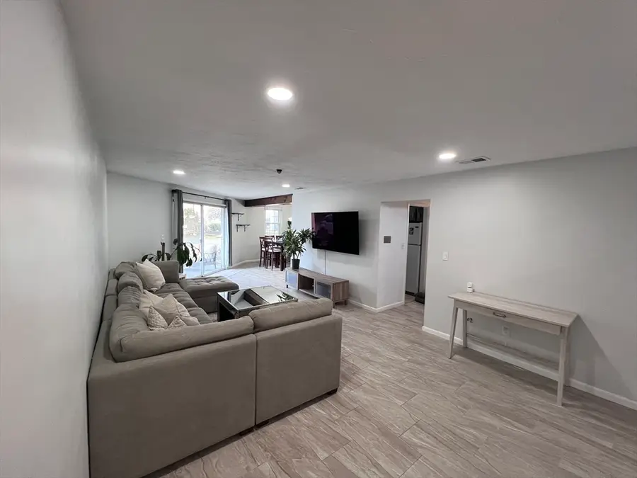 39 Christopher #B, Stoughton, MA 02072 - Image #3