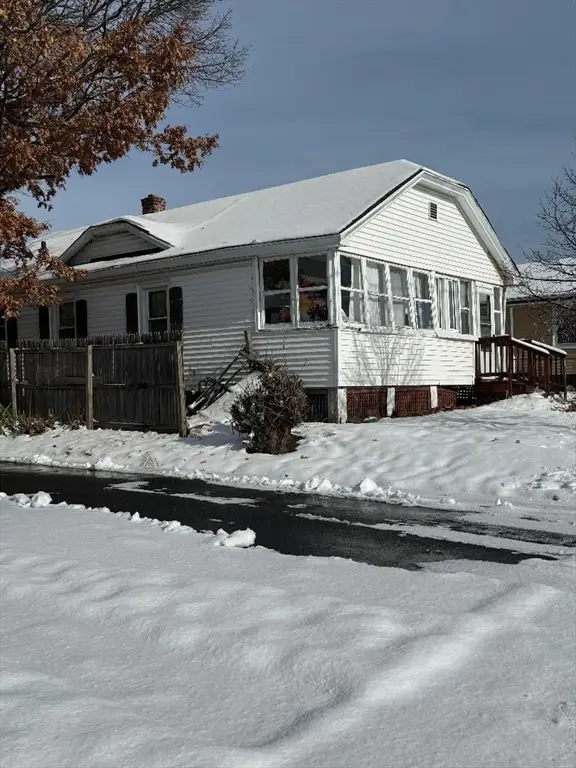 20 Conklin St, Springfield, MA 01109 - Image #3