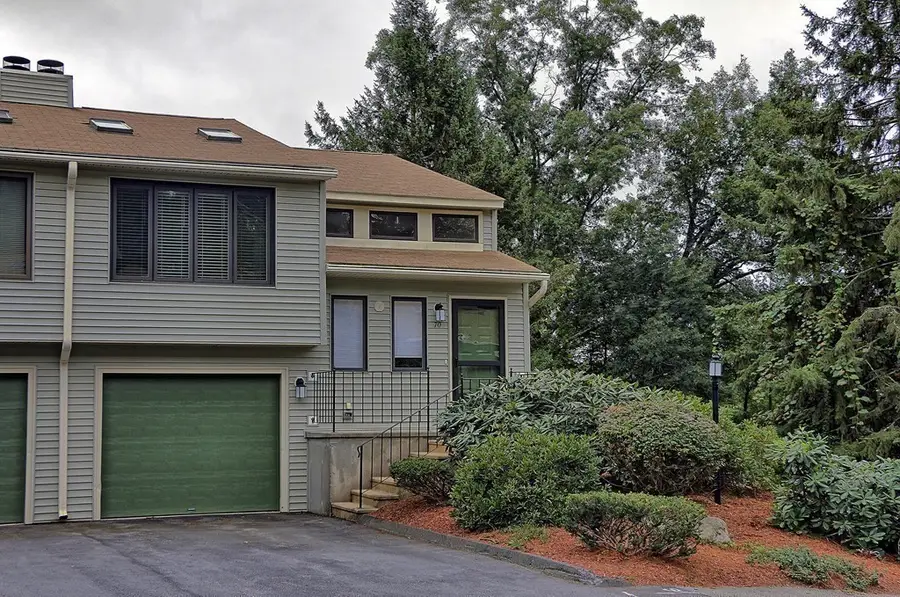 70 Londonderry Rd #70, Grafton, MA 01519 - Image #2