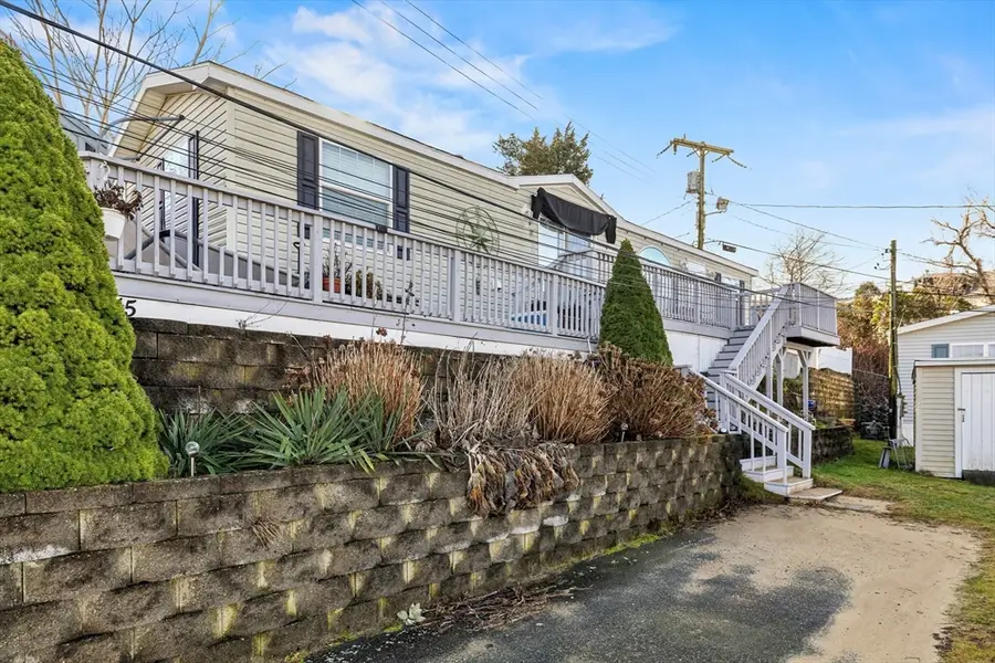 45 Kins Court, Onset, MA 02558 - Image #2