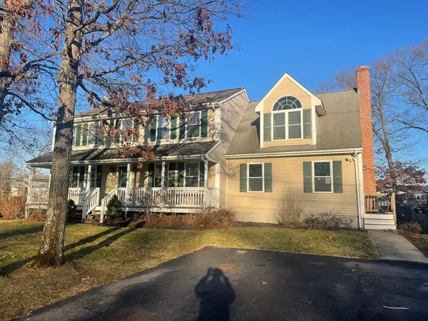 18 Cumberland St, Attleboro, MA 02703