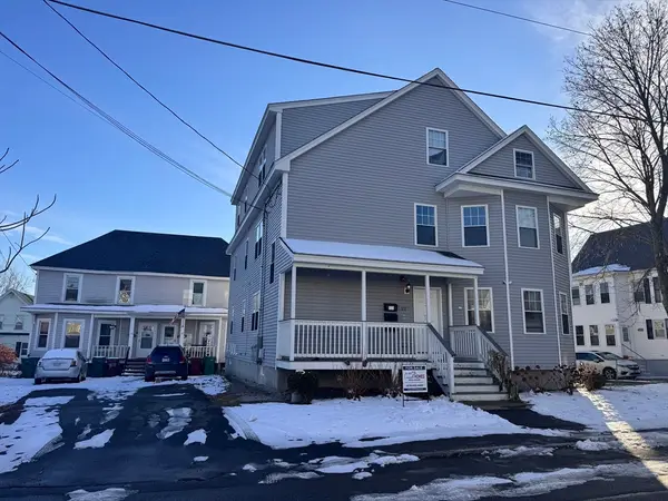18-22 Burgess St, Lowell, MA 01851