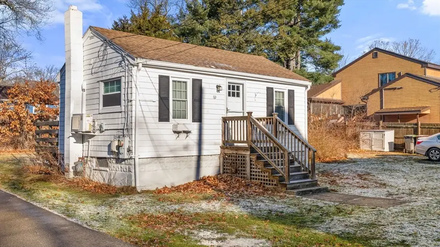 69 Hastings Rd, Dedham, MA 02026 - Image #2