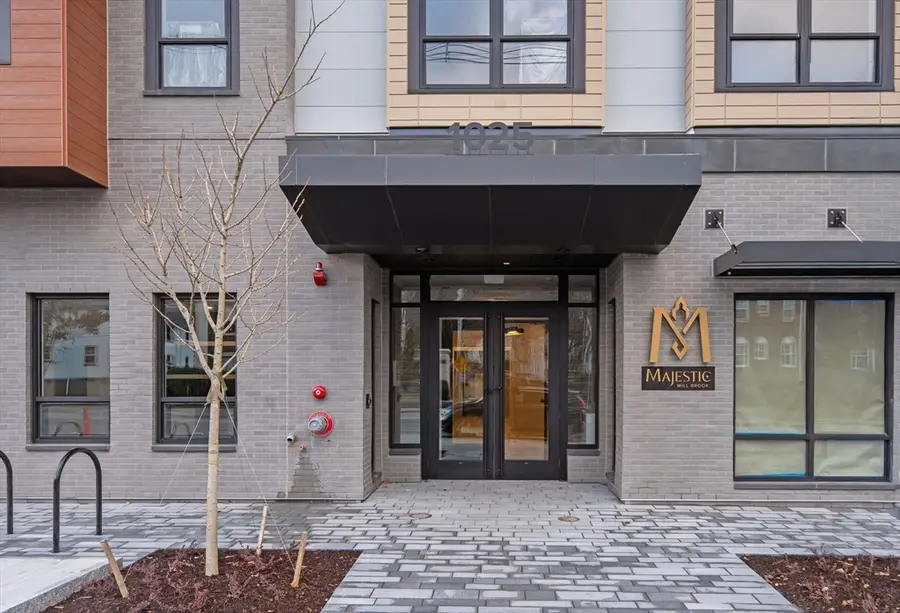 1025 Massachusetts Avenue #501, Arlington, MA 02476 - Image #3