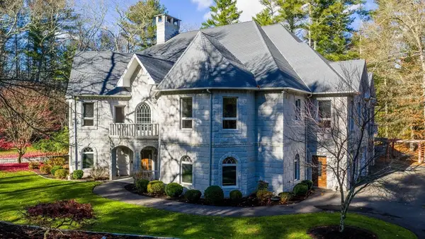 219 Chase Rd., Dartmouth, MA 02747