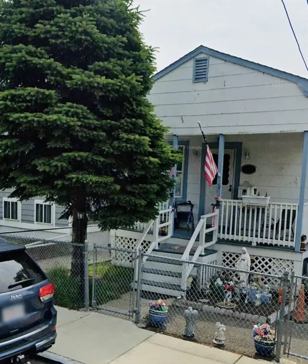 67 Jones Rd, Revere, MA 02151