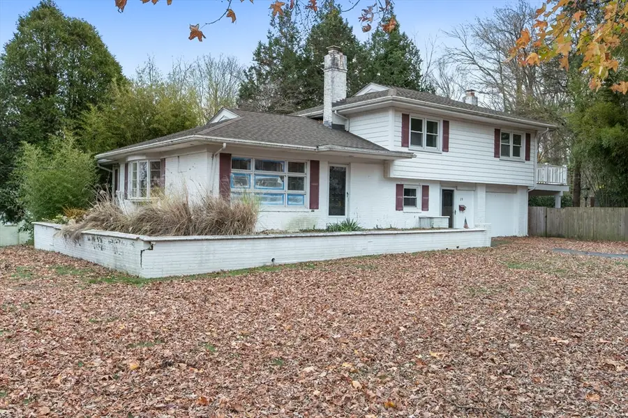 28 Hill Top Drive, Warwick, RI 02818 - Image #3