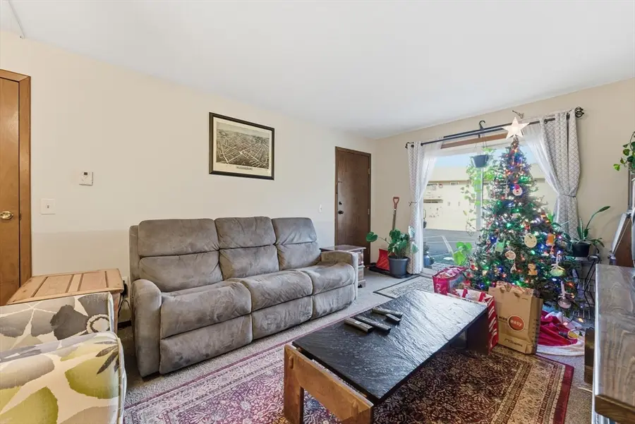 82 S Maple #33, Westfield, MA 01085 - Image #3