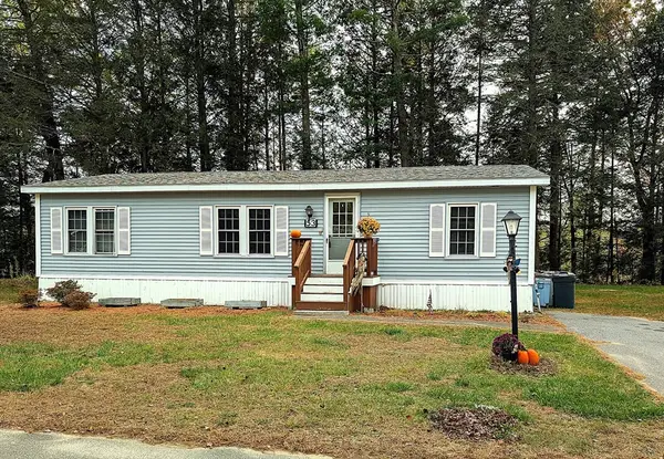 53 Earl, Athol, MA 01331