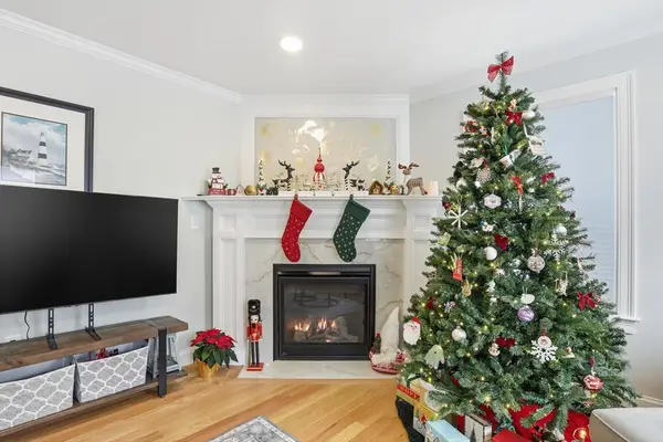 1400 Gorham St #32, Lowell, MA 01852