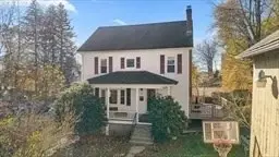 21 Edwards St, Southbridge, MA 01550