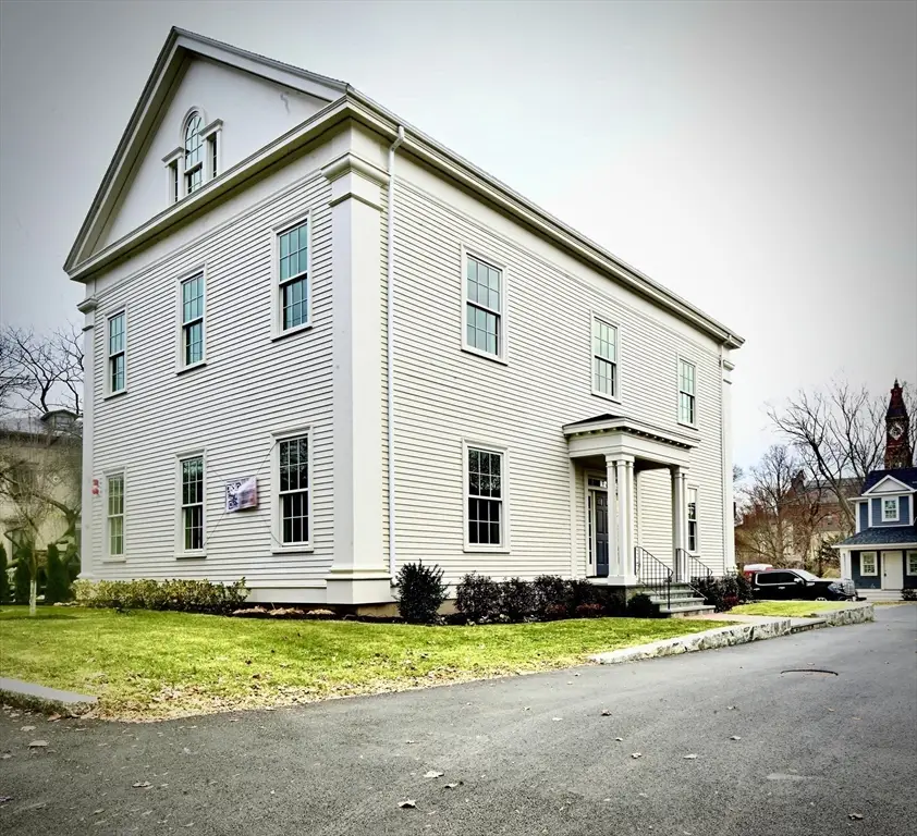 66 Pleasant Street #1, Marblehead, MA 01945 - Image #2
