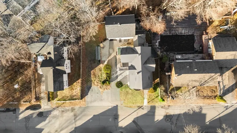 44 Nineteenth St, Lowell, MA 01850 - Image #3