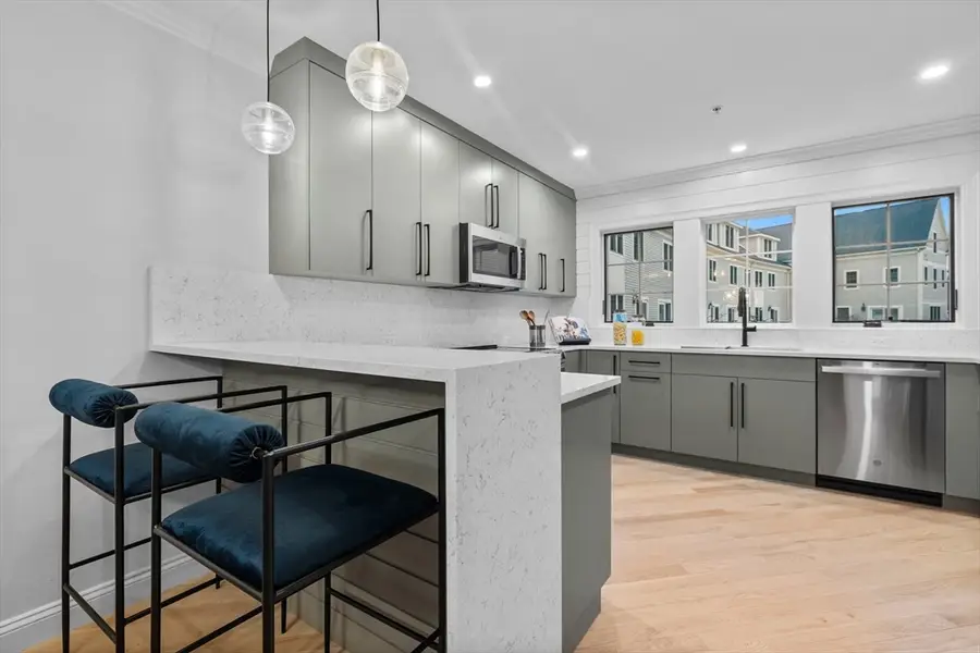 5 Chatham St #5, Watertown, MA 02472 - Image #3