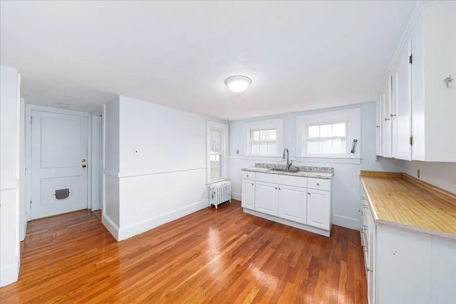 33 Seagrave Street, Uxbridge, MA 01569 - Image #3