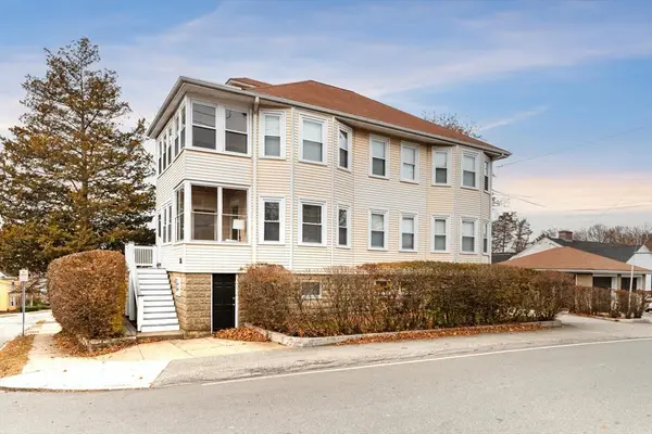35 Richardson St #2, Wakefield, MA 01880