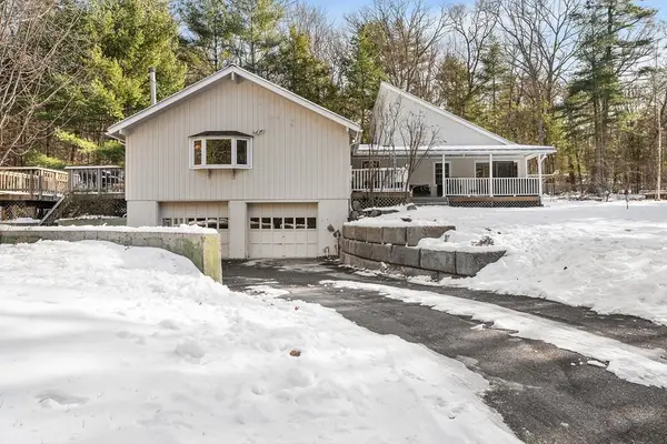 107 Old Mill Rd, Harvard, MA 01451