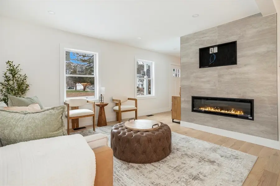 63 Kellogg St, Framingham, MA 01701 - Image #2