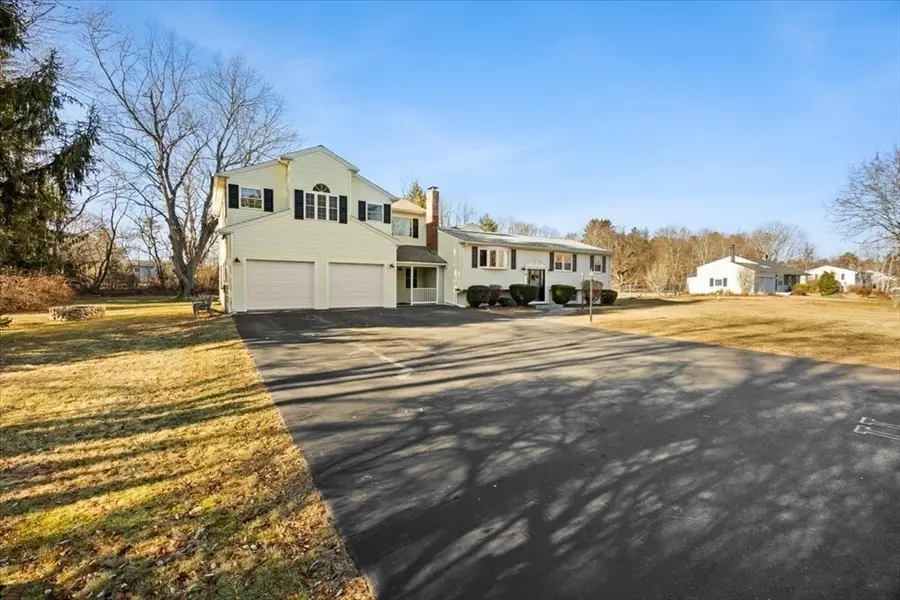 95 Tecumseh Dr, Hanover, MA 02339 - Image #3