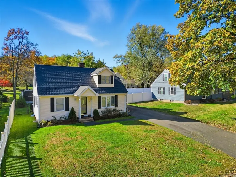 167 Wolcott Ave, West Springfield, MA 01089 - Image #2