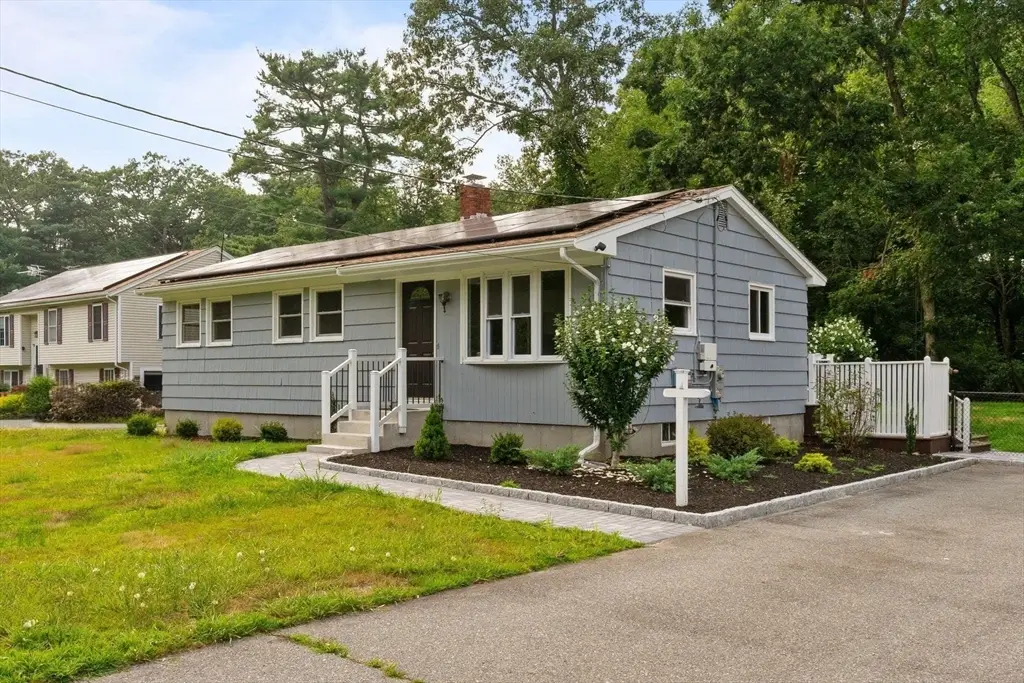 249 Barneyville Rd, Swansea, MA 02777 - Image #1
