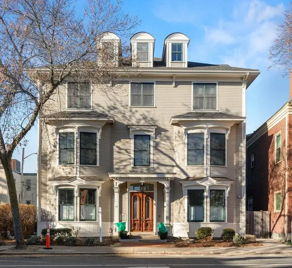 17 North #2, Salem, MA 01970